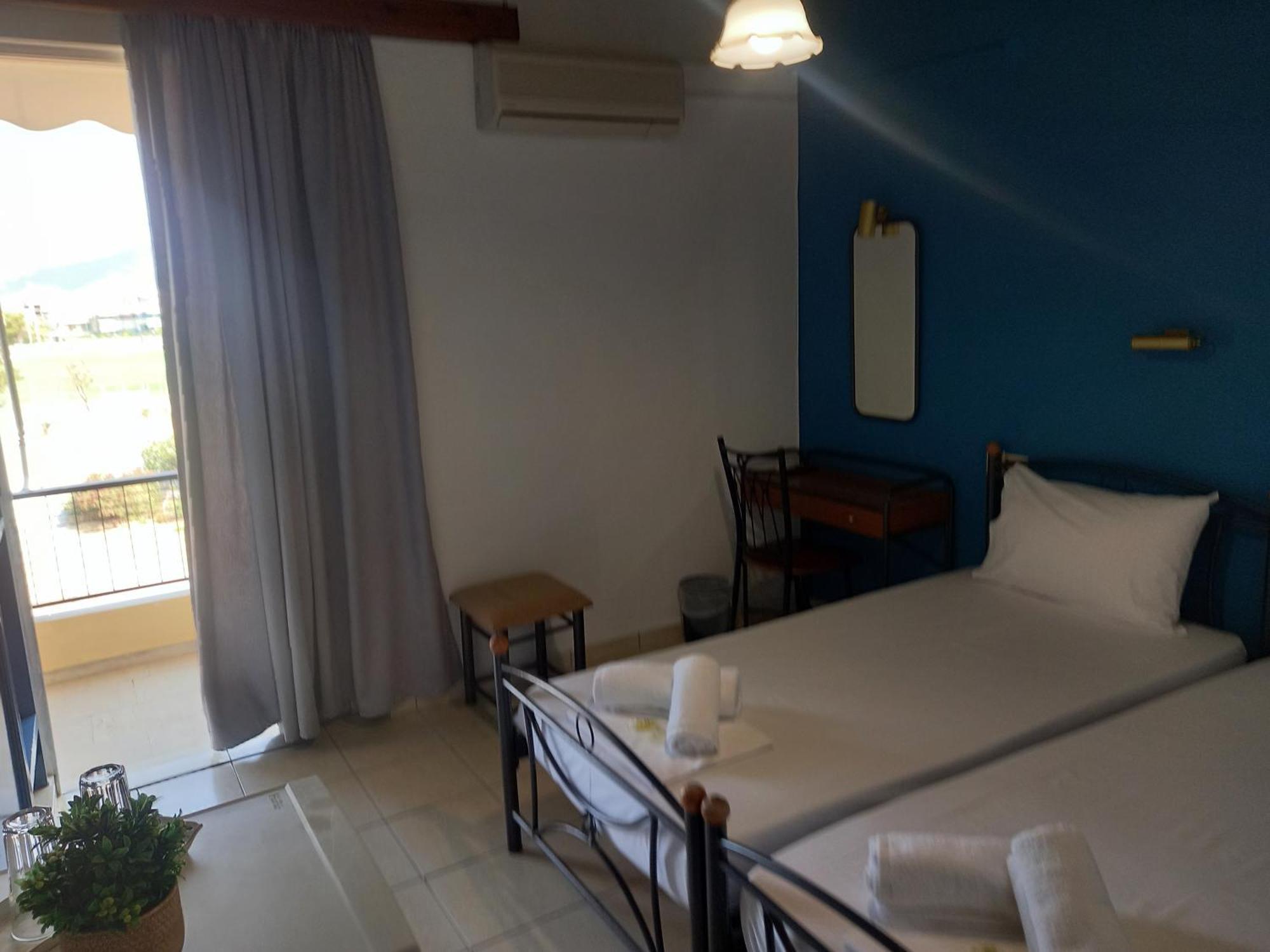 Hotel Tainaro Loutrá Edipsoú Eksteriør bilde